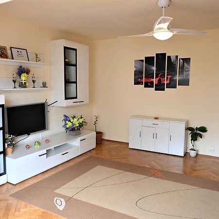 Marin Hotel Apartment Braszów Zewnętrze zdjęcie